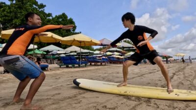 【バリ島　プライベートサーフレッス】陸上トレーニングから波に乗るまで完全サポート！